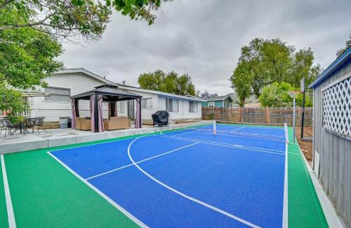 Old Poway House | Walk to Poway Farmers' Market: Family Retreat!