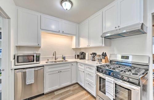 Old Poway House | Walk to Poway Farmers' Market: Family Retreat!