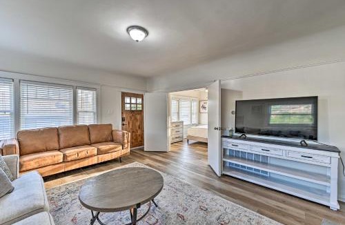 Old Poway House | Walk to Poway Farmers' Market: Family Retreat!