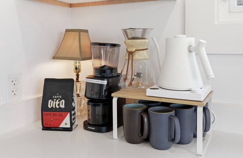 Greenwood House | Walk to Restaurants & Coffee + BBQ w/Outdoor Seating + Tesla EV Charger