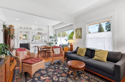 Greenwood House | Walk to Restaurants & Coffee + BBQ w/Outdoor Seating + Tesla EV Charger