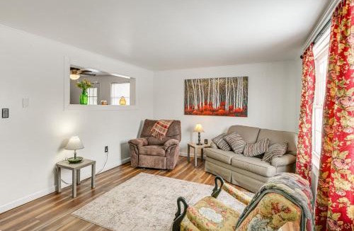 Machias House | Walk to Restaurants & Markets: Machias Home!