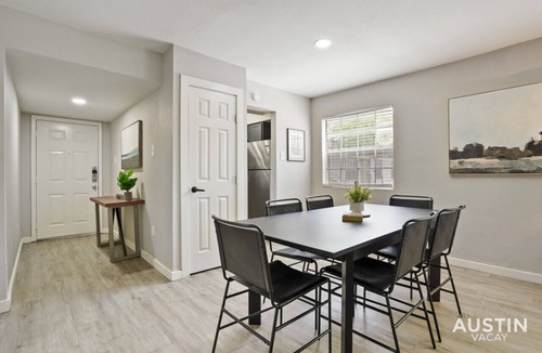Brentwood Apartment | Walk to Restaurants or Cook in Subway Tile Kitchen