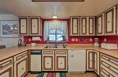 Page House | Walk to Rim View Trail: Page Home w/Deck & Yard