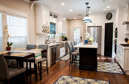 Tobin Hill House | Walk to River walk, Pearl complex entertainment, & Best Farmers Market in 3 min