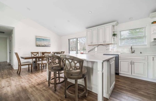 Benton Harbor House | Walk to Rocky Gap Beach, Trails & Nr St Joe Fun