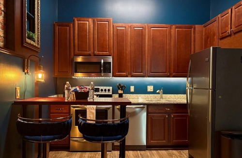 City Center Apartment | Walk to RVA’s Most Popular Events! DISCOUNTS AVAILABLE!