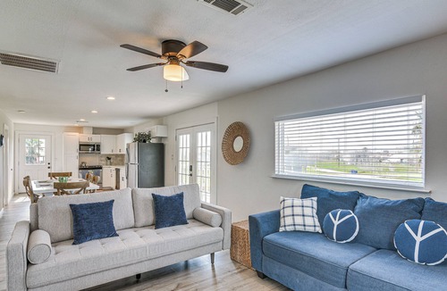 Surfside Beach House | Walk to Sand: Surfside Beach Getaway w/Deck