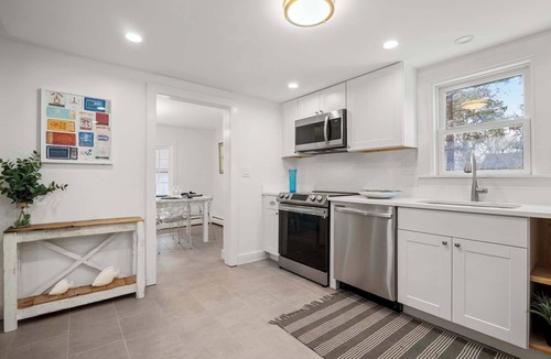 West Hyannisport House | Walk to Seaside Park, Stylish Updated Interior!