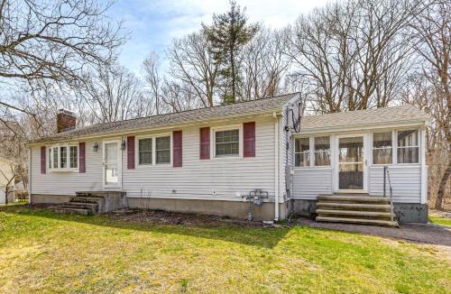 Attleboro House | Walk to Shops and Eats! Attleboro Basecamp