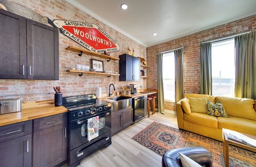 Emmett Apartment | Walk to Shops & Eats: Charming Dtwn Emmett Apt!