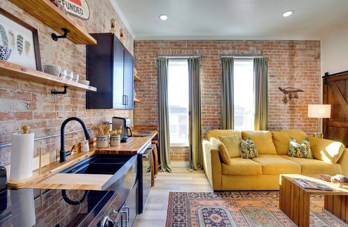 Emmett Apartment | Walk to Shops & Eats: Charming Dtwn Emmett Apt!