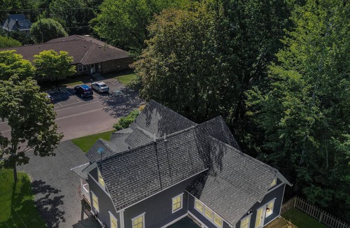 Bayfield House | Walk to Shops & Lake/Hiking, EV Charger, Fire Pit!