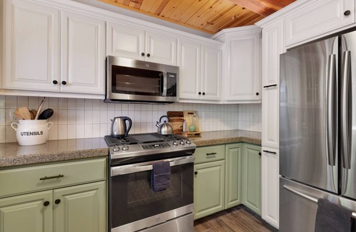 Winter Park Cabin | Walk-to-Slope 3BR Sanctuary: Private Sauna, Hot Tub, 3-Car Parking & Fenced Yard