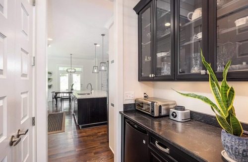 Shelby Hills House | Walk to Stadium & Downtown/King Beds/Porches/Cardio Equip