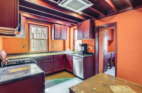 Ardmore House | Walk to Suburban Square! Ardmore Home w/Deck