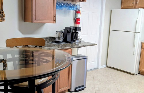 Virginia Trace Villa | Walk to Sumter Landing-New Listing-Golf Cart-Pet Friendly