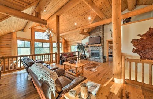 Shell Knob House | Walk to Table Rock Lake: Spacious Home w/Deck!