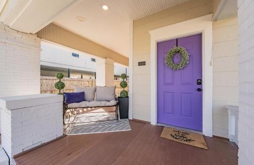 Fort Worth House | Walk To TCU-Boutique-Sleeps 6-2 King Beds