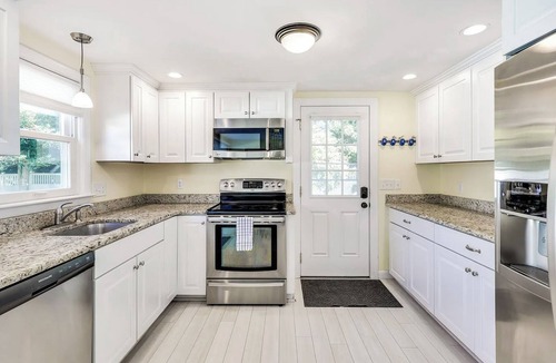 Falmouth Heights House | Walk to the Beach - 5BR Falmouth Heights Cape Dream - Pets Welcome