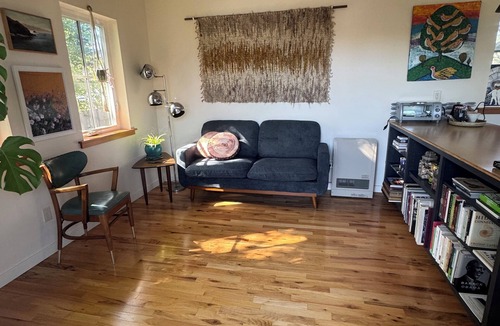 Arcata House | Walk to the Redwoods in charming Arcata