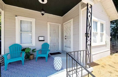 Downtown San Antonio Condo | Walk to the Riverwalk- Downtown San Antonio