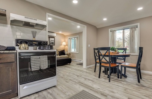 Ridgefield Cottage | Walk to Theaters & Dining! Ridgefield Gem w/Yard