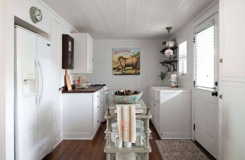 Fayetteville House | Walk to Town | Fire Pit Nights + Bonus Suite