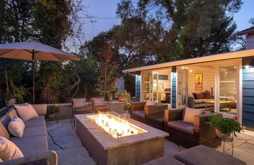 Northwest Carmel House | Walk to town & beach! 4 bdrm sleeps 7, gated yard, 2 firepits, deck w/ocean view