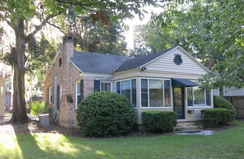 Gainesville House | Walk to UF! Wake up walk to Campus!