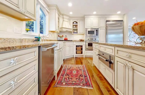Mashpee House | Walk to Water/Popponesset Coastal Retreat