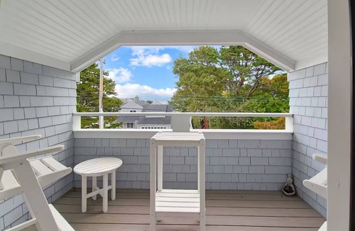 Mashpee House | Walk to Water/Popponesset Coastal Retreat