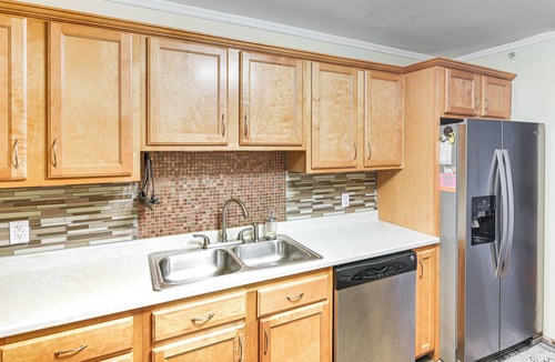 Fall River Condo | Walk to Waterfront: Cozy Fall River Condo