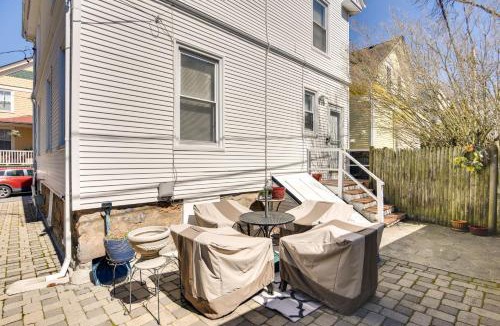 Off Broadway House | Walk to Wharf & Beaches! Newport Home w/Patio