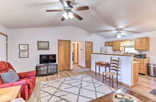 Flippin House | Walk to White River: Home w/Deck in Flippin!