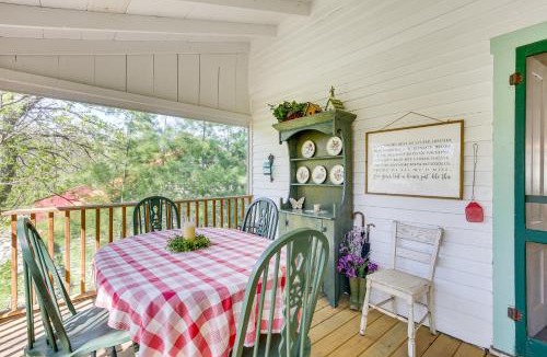 Augusta Apartment | Walk to Wineries: Charming Retreat in Augusta!