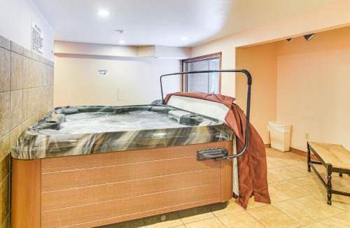 Old Town House | Walk to Winter Park Resort: Condo w/Hot Tub!