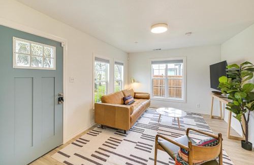 Central Arlington House | Walk to World Cup 2026 Arlington Home with Hot Tub!