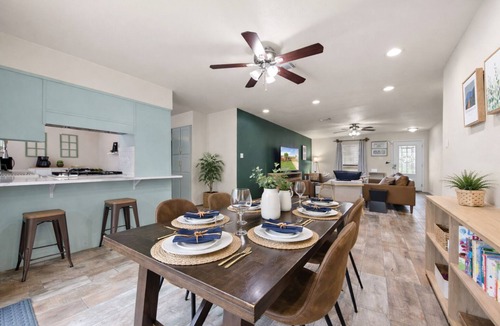 Arlington House | Walk to World Cup! - New Heated Pool - Playset - 6 Beds