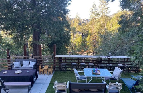 Crestline Cabin | Walk2Lake-Beautiful Cozy Getaway/Retreat for ALL!