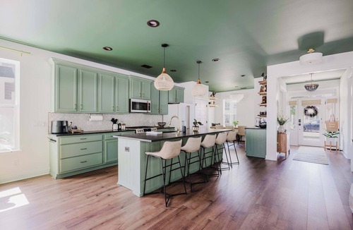 Bluffton House | Walk2OldTown! Luxury Designer Home 5 Bed/3 Bath