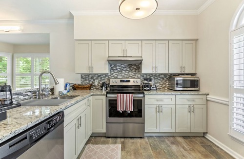 East Mordecai Neighborhood House | Walkable 2 BR in Mordecai | Close to Everything