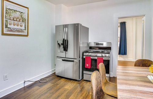 Lodi Apartment | Walkable Apt Near MetLife: Pet-Friendly Lodi Stay