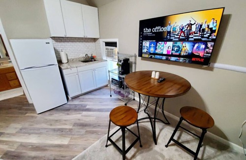 Columbus House | Walkable Cozy Downtown Studio (FREE Bikes to use)