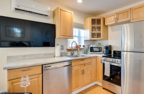 Downingtown Apartment | Walkable Downingtown Studio w/Spacious Deck