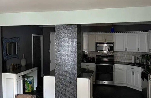Squirrel Hill South House | Walkable Draft or Game Day Stay Near Acrisure Stadium 3 BR Private Home