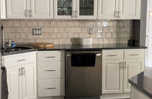 Squirrel Hill South House | Walkable Draft or Game Day Stay Near Acrisure Stadium 3 BR Private Home