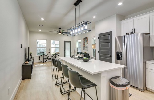 East Downtown Houston House | Walkable E Downtown Houston Townhome: Pet-Friendly