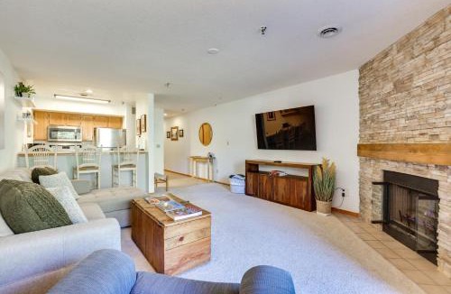 Frisco House | Walkable Frisco Condo: Mtn Views & Shared Hot Tub!