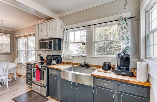 Cary House | Walkable Location! Dtwn Cary Escape w/Fire Pit